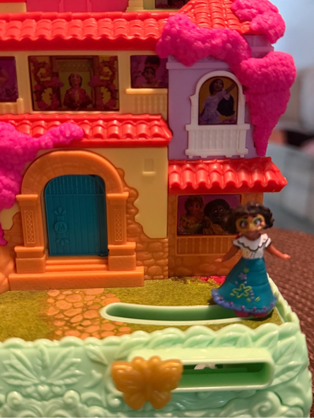 Disney Encanto Casita musical jewlery box - Picture 2 of 5